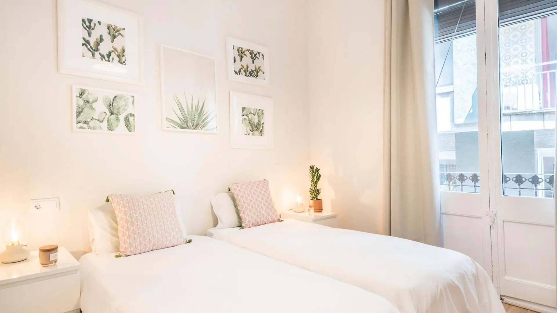 Oasis With A Sunny Terrace In The Heart Of Gracia Lejlighed Barcelona