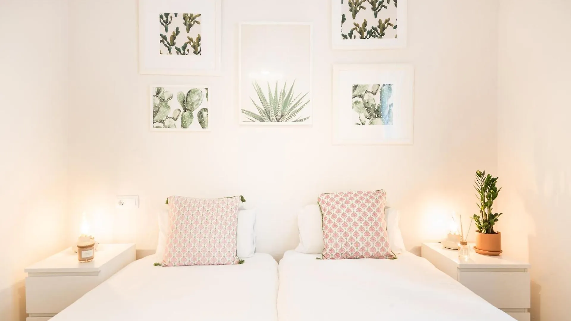 Oasis With A Sunny Terrace In The Heart Of Gracia Lejlighed Barcelona