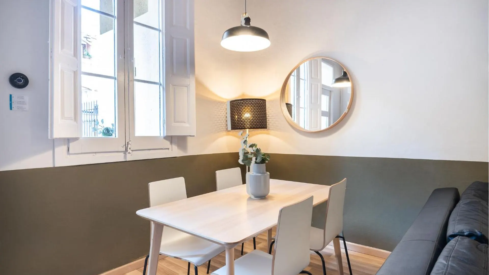 Oasis With A Sunny Terrace In The Heart Of Gracia Lejlighed Barcelona Spanien
